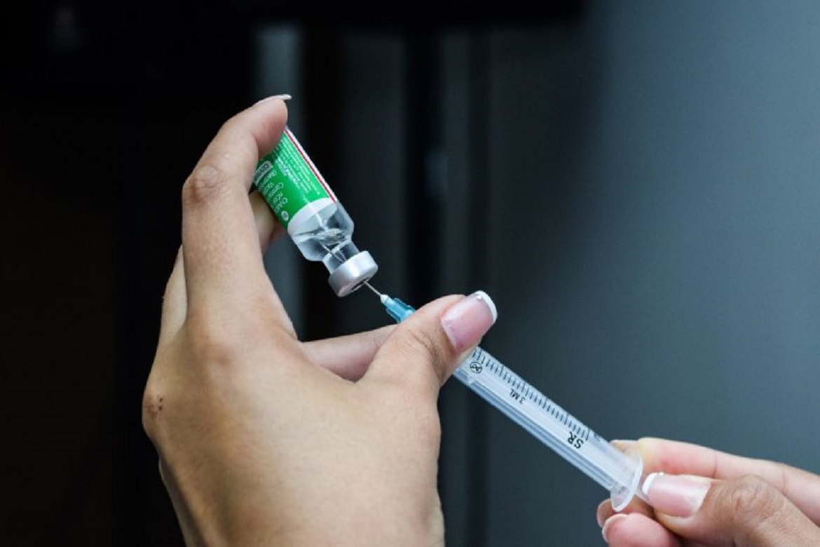  Cachoeiro inicia agendamento para vacinação de 60 a 64 anos