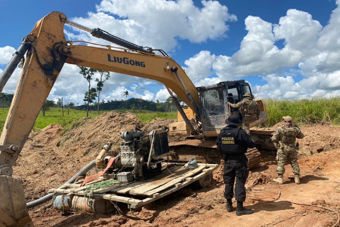  Polícia Federal combate atividade ilegal de garimpo no Pará