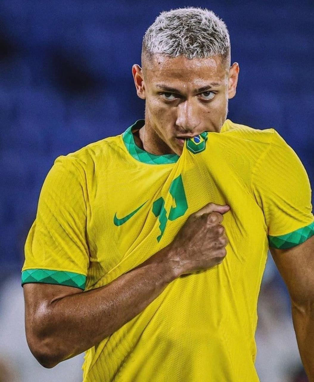  Brasil vence em estreia nas Olimpíadas com 3 gols do capixaba Richarlison